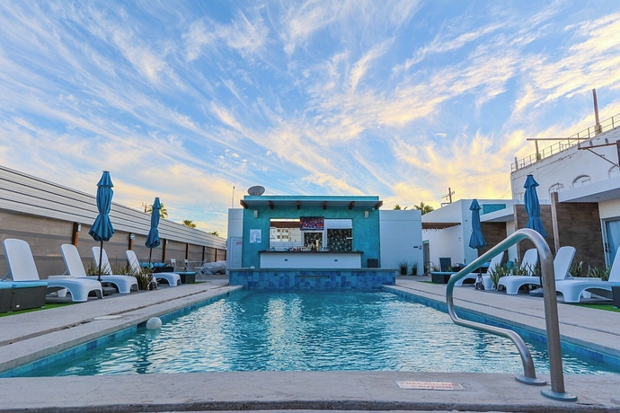 Imagen general del Hotel The Cove Boutique Adults Only. Foto 1