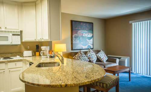 Imagen de la habitación del Hotel The Cove Of Lake Geneva. Foto 3