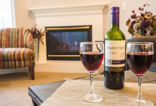 Imagen de la habitación del Hotel The Cove Of Lake Geneva. Foto 9