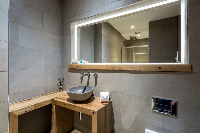 Imagen de la habitación del Hotel The Cow Dalbury. Foto 10