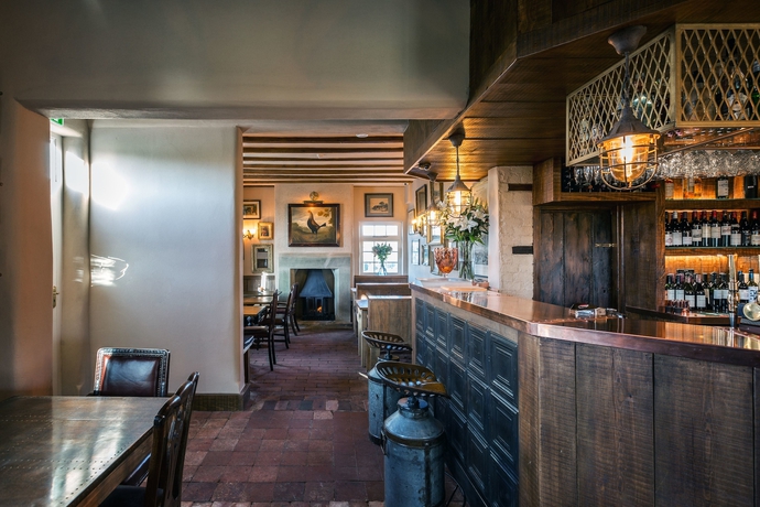 Imagen del bar/restaurante del Hotel The Cow Dalbury. Foto 2