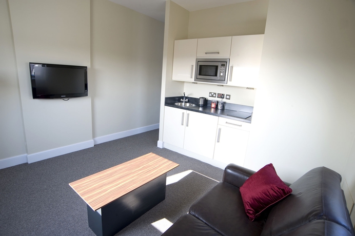 Imagen de los interiores del Hotel The Craibstone Suites. Foto 15