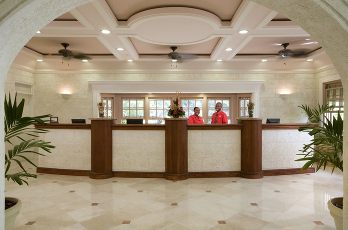 Imagen de los interiores del Hotel The Crane Residential Resort. Foto 13