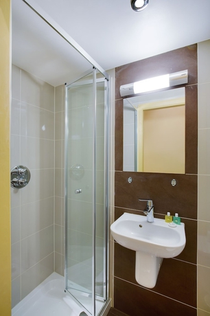 Imagen de la habitación del Hotel The Craven. Foto 18