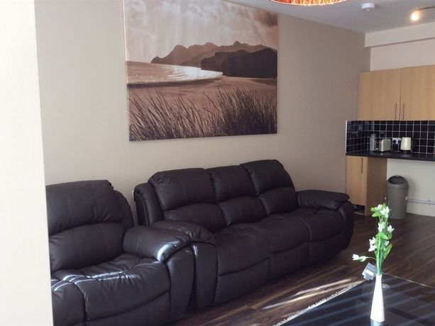 Imagen de la habitación del Hotel The Crescent Apartments. Foto 3