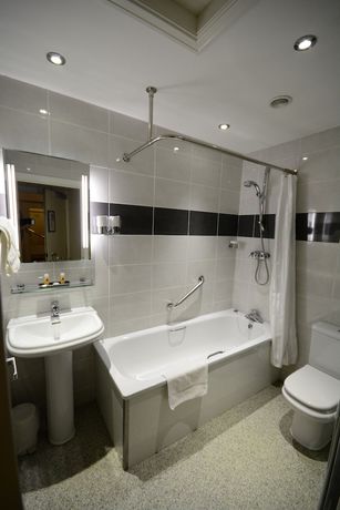 Imagen de la habitación del Hotel The Crescent. Foto 13