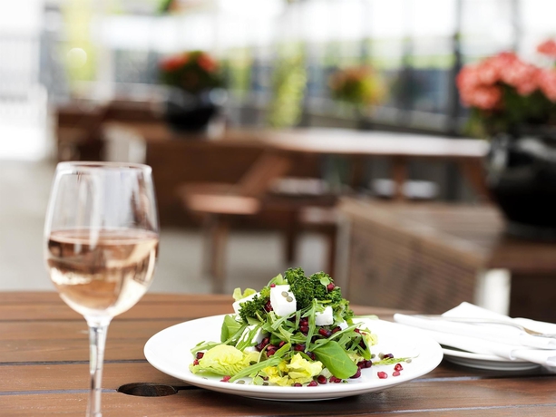 Imagen del bar/restaurante del Hotel The Croke Park. Foto 5