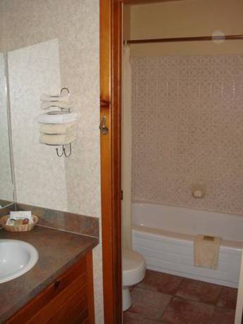 Imagen de la habitación del Hotel The Crossing, Saskatchewan River Crossi. Foto 3