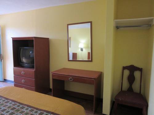 Imagen de la habitación del Hotel The Crossroads and Suites. Foto 12