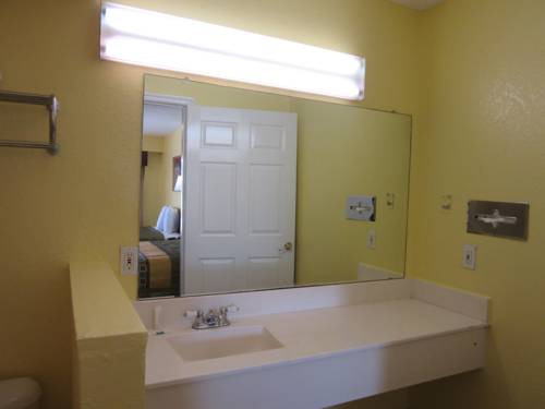 Imagen de la habitación del Hotel The Crossroads and Suites. Foto 13