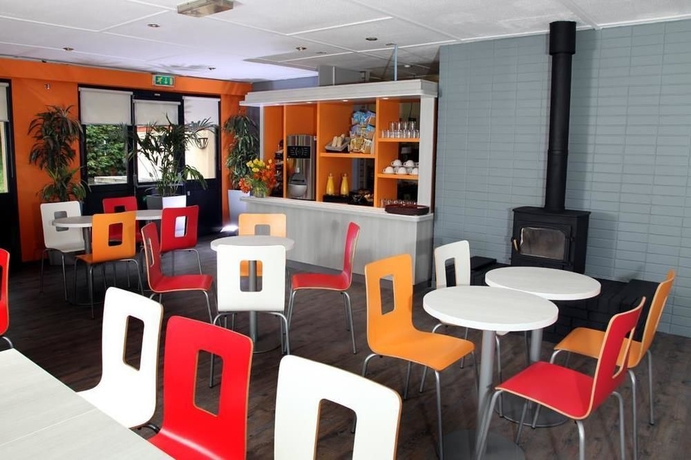 Imagen del bar/restaurante del Hotel The Crossway Hotel, Coventry Walsgrave, Part of AG Collection. Foto 5