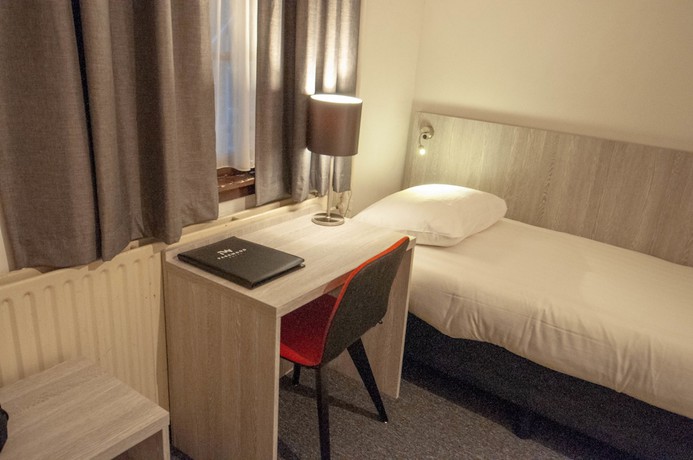 Imagen de la habitación del Hotel The Crown, &Aacute;msterdam. Foto 9