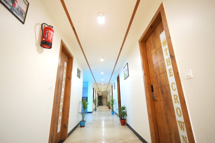 Imagen de los interiores del Hotel The Crown, Agra. Foto 17