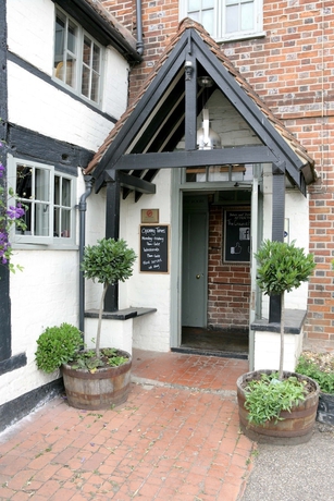 Imagen de los interiores del Hotel The Crown At Playhatch. Foto 16