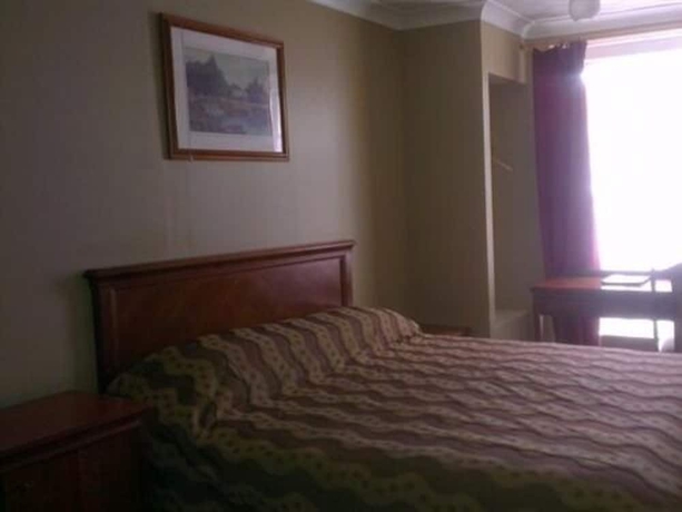 Imagen de la habitación del Hotel The Crown, Binstead. Foto 7