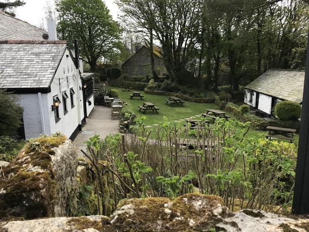 Imagen de los exteriores del Hotel The Crown Inn, Bodmin. Foto 12