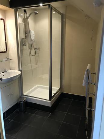 Imagen de la habitación del Hotel The Crown Inn, Bodmin. Foto 8