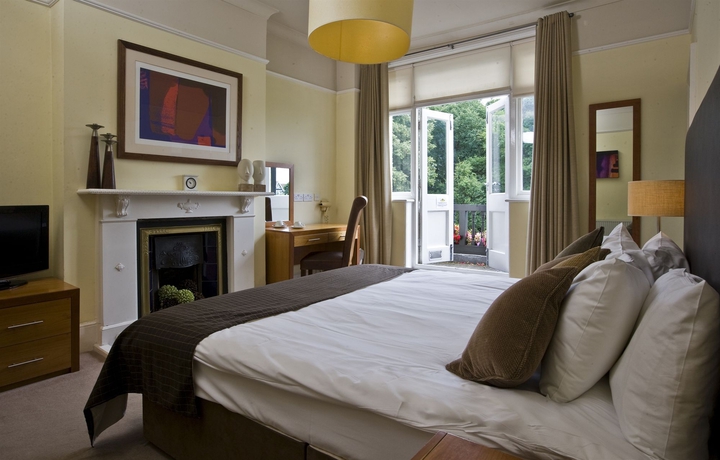 Imagen de la habitación del Hotel The Crown Inn, Londres. Foto 4