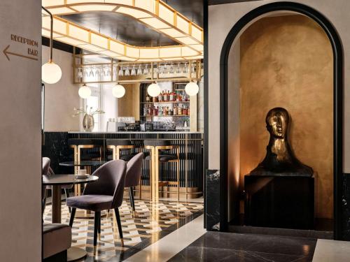 Imagen general del Hotel The Crown Krakow - Handwritten Collection. Foto 8