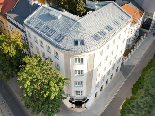 Imagen general del Hotel The Crown Krakow - Handwritten Collection. Foto 12