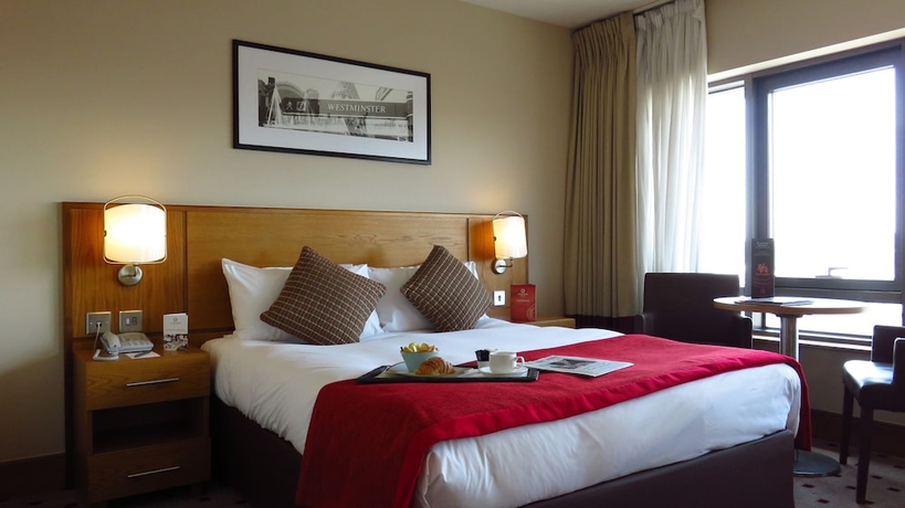 Imagen de la habitación del Hotel The Crown London Hotel, Cricklewood North West London, WorldHotels Distinctive. Foto 10