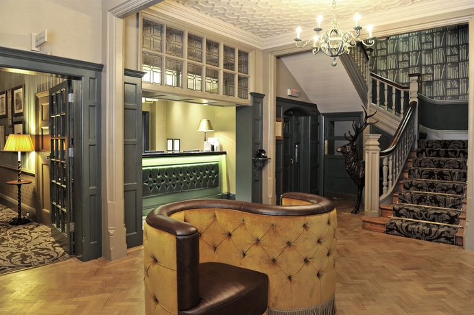 Imagen de los interiores del Hotel The Crown Manor House. Foto 10