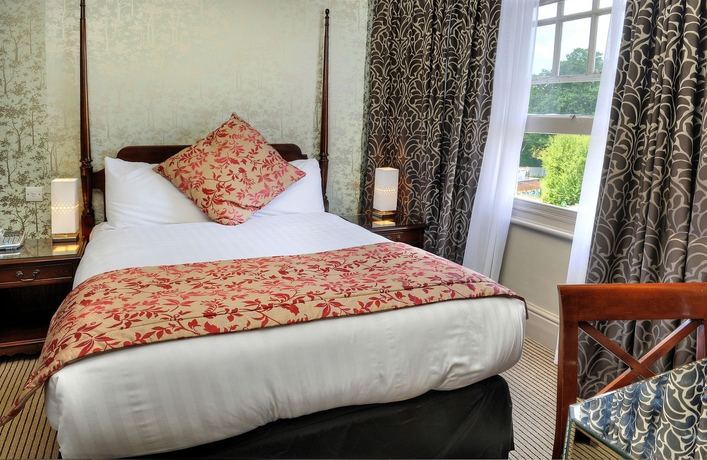 Imagen de la habitación del Hotel The Crown Manor House. Foto 5