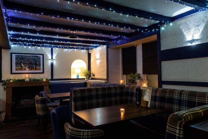 Imagen del bar/restaurante del Hotel The Crown, Newton Stewart. Foto 4