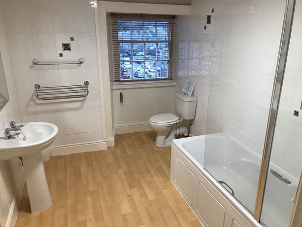 Imagen de la habitación del Hotel The Crown, Pwllheli. Foto 2