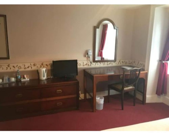 Imagen de la habitación del Hotel The Crown, Pwllheli. Foto 9