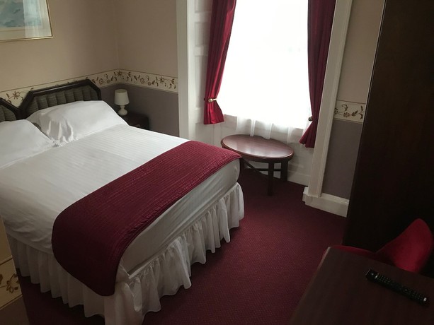 Imagen de la habitación del Hotel The Crown, Pwllheli. Foto 15