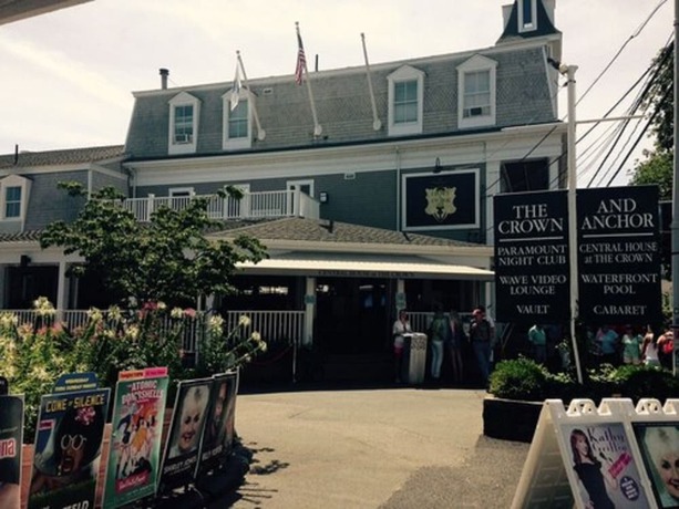 Imagen de los exteriores del Hotel The Crown and Anchor Inn. Foto 19