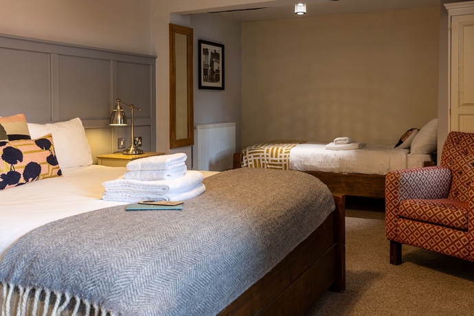 Imagen general del Hotel The Crown and Horns. Foto 1