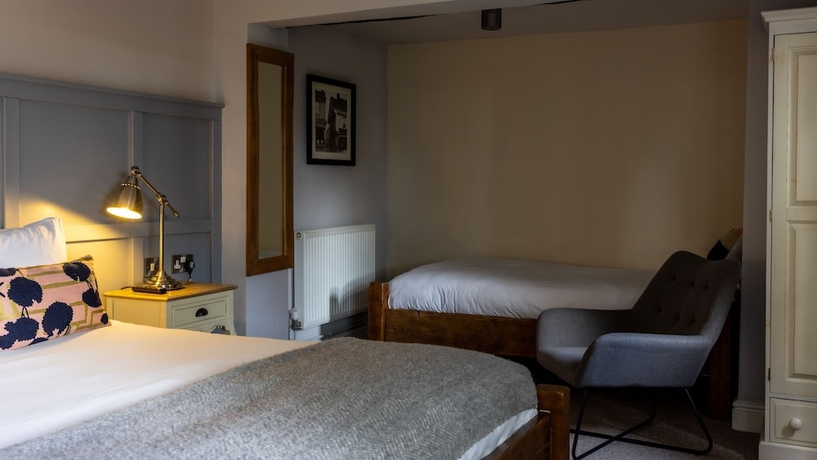 Imagen de la habitación del Hotel The Crown and Horns. Foto 10