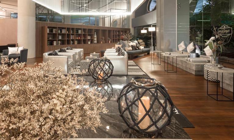 Imagen de los interiores del Hotel The Cruise. Foto 13