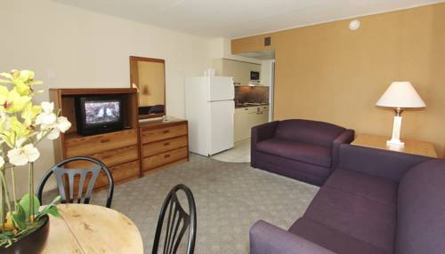 Imagen de la habitación del Hotel The Crusader Oceanfront Family Resort. Foto 6