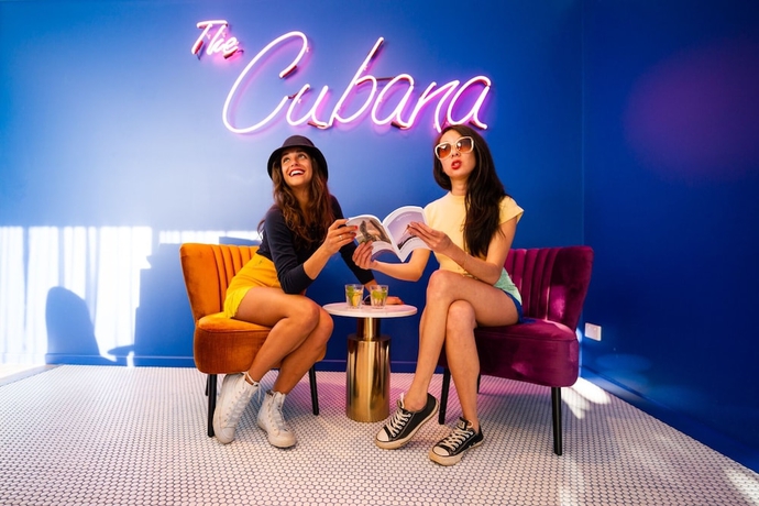 Imagen de los interiores del Hotel The Cubana Ballina. Foto 19