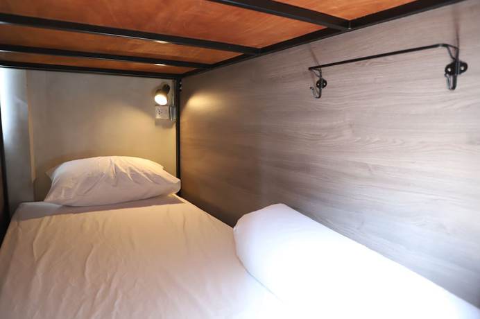 Imagen general del Hotel The Cube Hostel Khaosan. Foto 8
