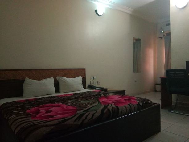 Imagen de la habitación del Hotel The Cullens. Foto 5