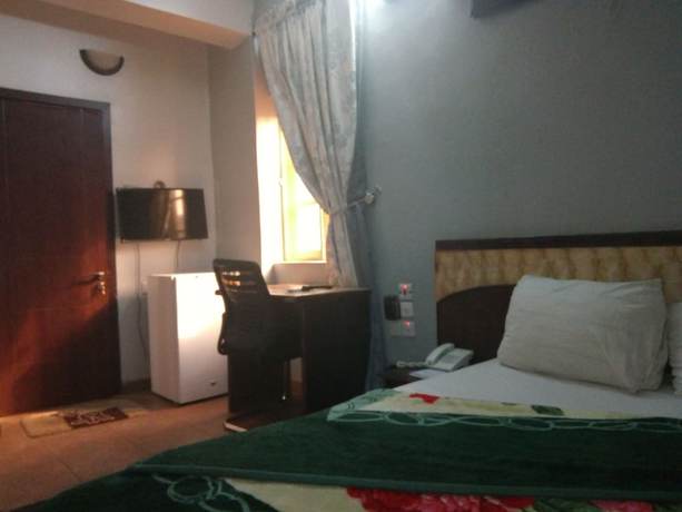 Imagen de la habitación del Hotel The Cullens. Foto 8