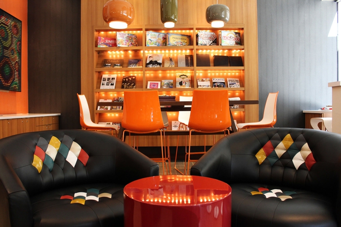 Imagen de los interiores del Hotel The Curtis Denver - A Doubletree By Hilton. Foto 16