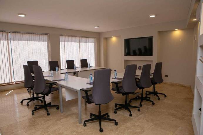 Imagen de los interiores del Hotel The Curve By The Park Off Mombasa Road. Foto 17