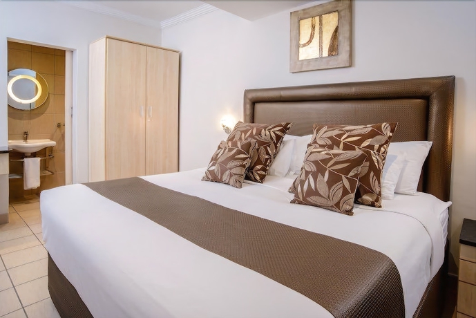 Imagen de la habitación del Hotel The Cycad Lodge And Chalets. Foto 6