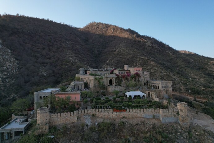 Imagen general del Hotel The Dadhikar Fort, Alwar. Foto 8