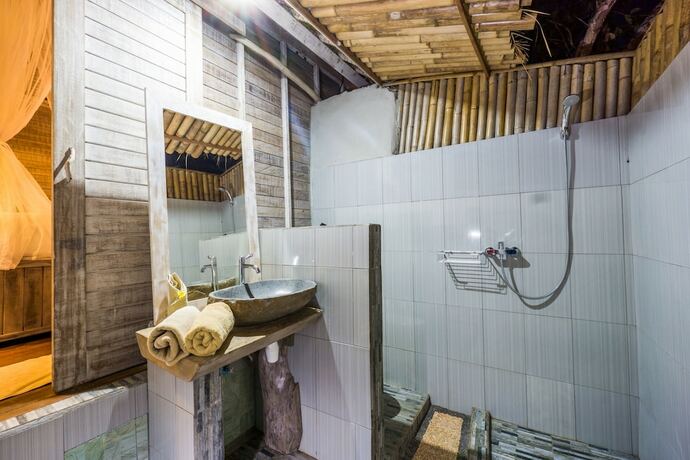 Imagen general del Hotel The Dafish Ceningan. Foto 10