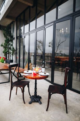 Imagen del bar/restaurante del Hotel The Dalat Shelter. Foto 2