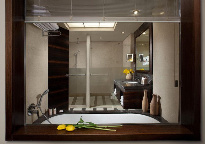 Imagen de la habitación del Hotel The Dan Carmel. Foto 3