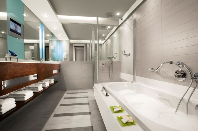 Imagen de los exteriores del Hotel The Dan Carmel. Foto 6