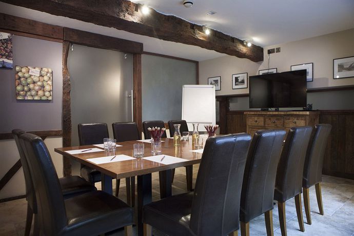 Imagen del bar/restaurante del Hotel The Dashwood And Restaurant. Foto 2