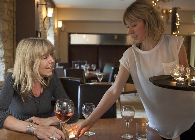 Imagen del bar/restaurante del Hotel The Dashwood And Restaurant. Foto 4